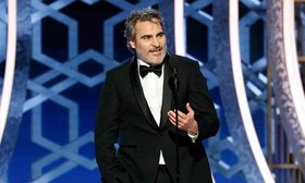 Joaquin Phoenix gana un Golden Globe y defiende a los animales