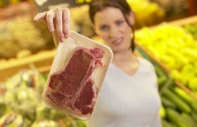 El 35 % de la generación Z quiere excluir la carne de su dieta para 2021