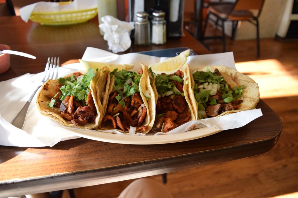 Tacos de soya al pastor 