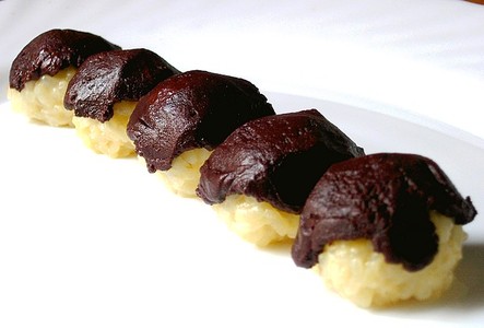 Bombones de arroz con chocolate