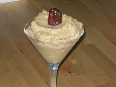 Mousse de avellanas, peras y ruibarbo