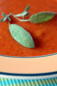 Sopa de brócoli y paprika