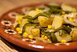 Papas con rajas de poblano