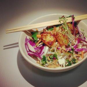 Bun bo hue (ensalada vietnamita)