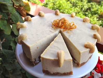 Tarta helada de quinoa y azahar