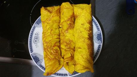 Crepe de leche de garbanzos en rollitos