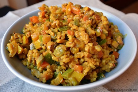 Arroz con verduras y soja al curry