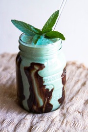 SMOOTHIE DE MENTA escarchado con CHOCOLATE