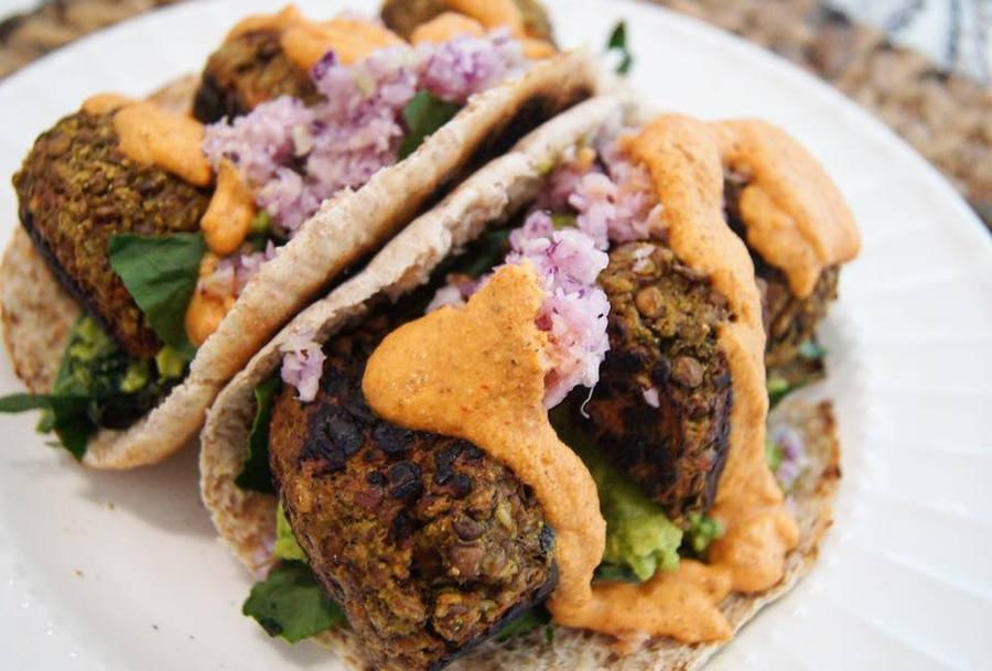 Tacos de albóndigas de lentejas