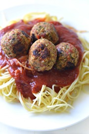 Spaguetti con albóndigas veganas