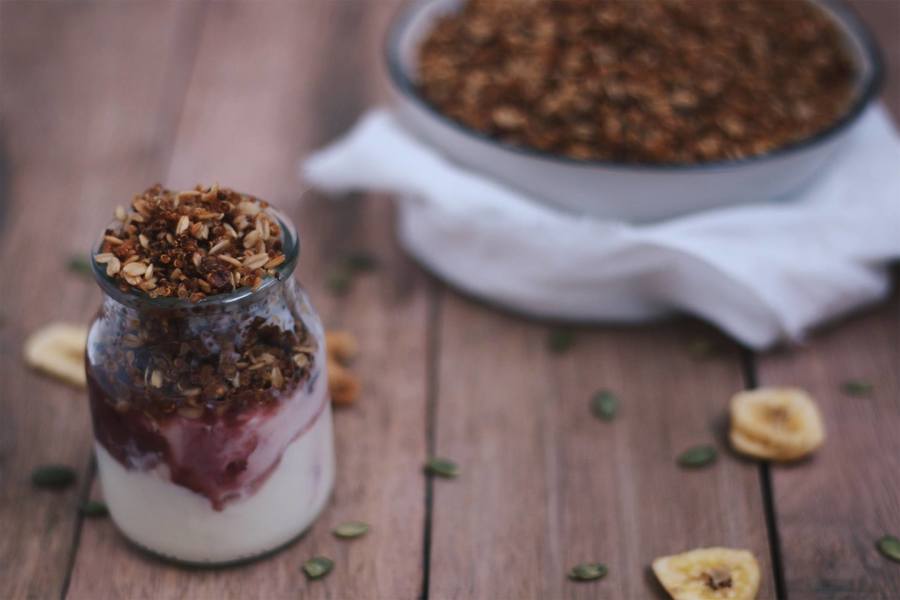 Granola de avena y quinoa