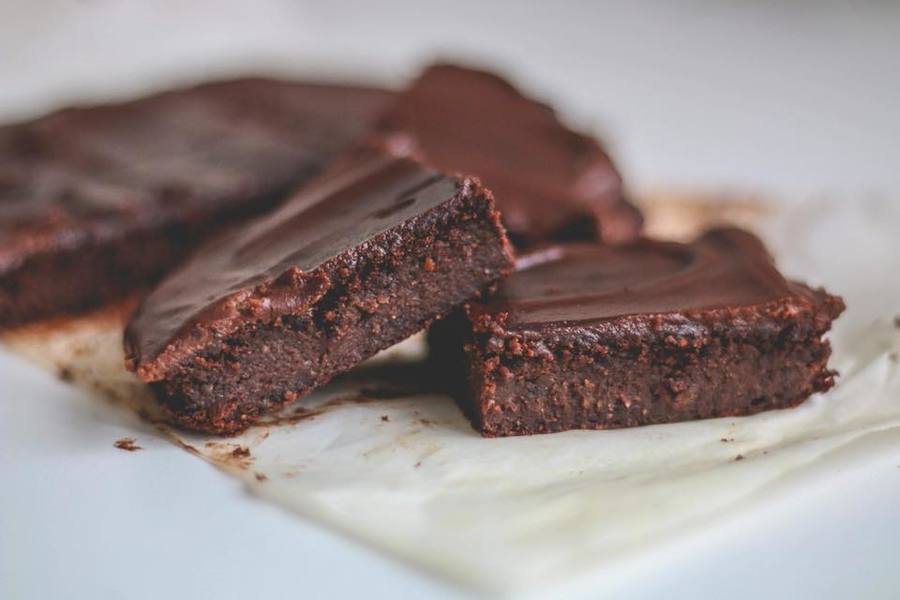 Brownies veganos de porotos negros