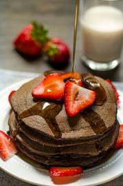 Hot cakes chocolate y fresa