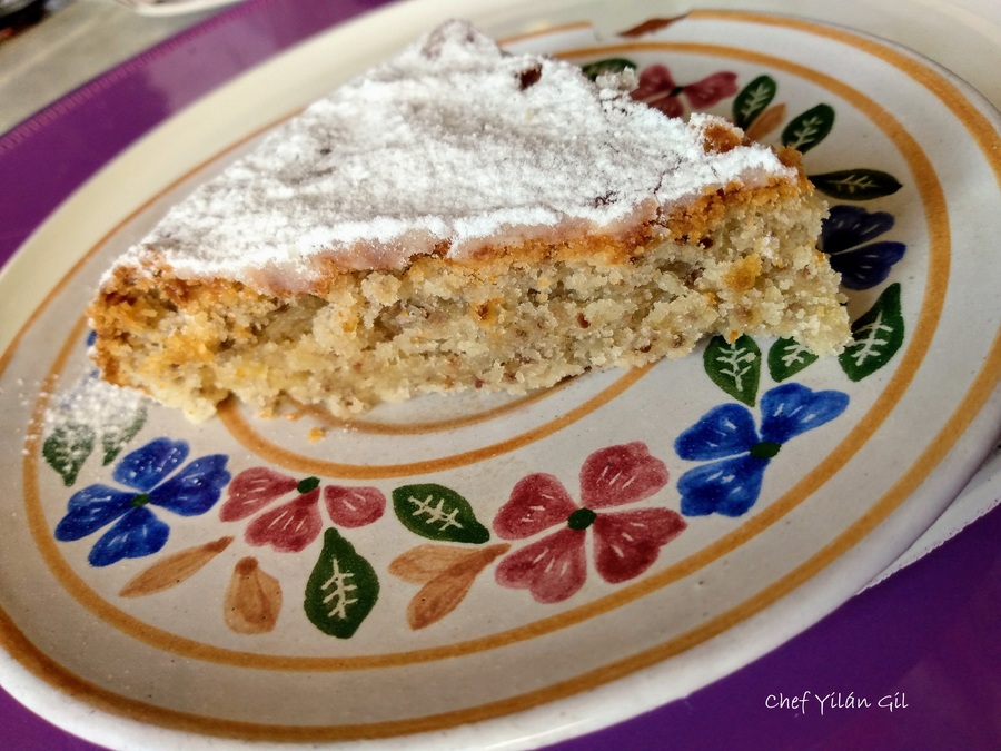 Cake turrón de chía, lima y coco